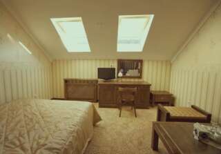 Отель Артотель Мини-Отель Буковель Улучшенный полулюкс-16